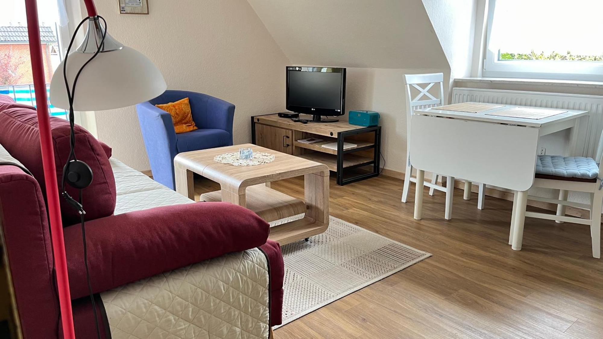 Wohnung 2 Mit Balkon- Haus Annegrete Esens Kültér fotó