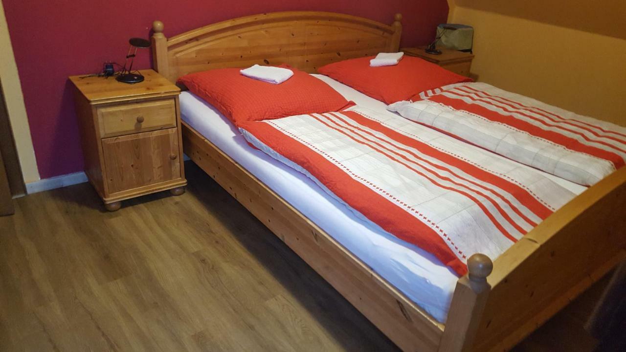 Wohnung 2 Mit Balkon- Haus Annegrete Esens Kültér fotó