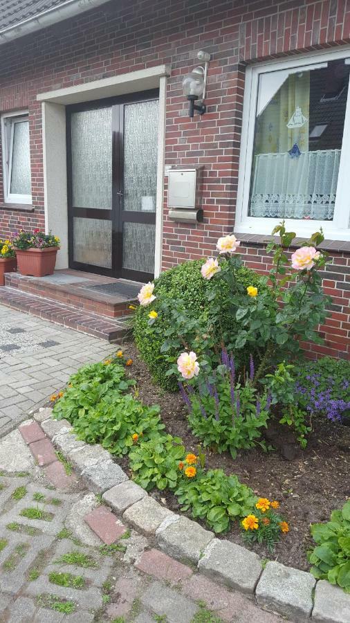 Wohnung 2 Mit Balkon- Haus Annegrete Esens Kültér fotó